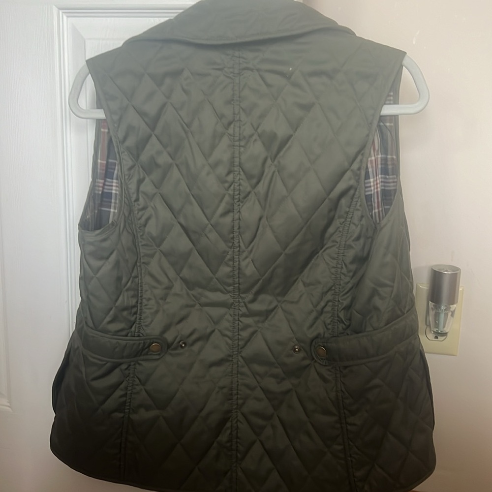 L.L Bean Vest - Picture 2 of 2